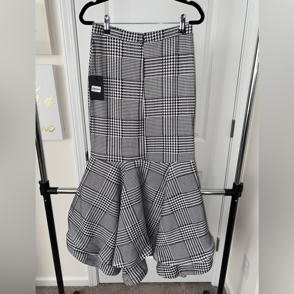 ETA High-Low Houndstooth Mermaid Skirt - Picture 6 of 8